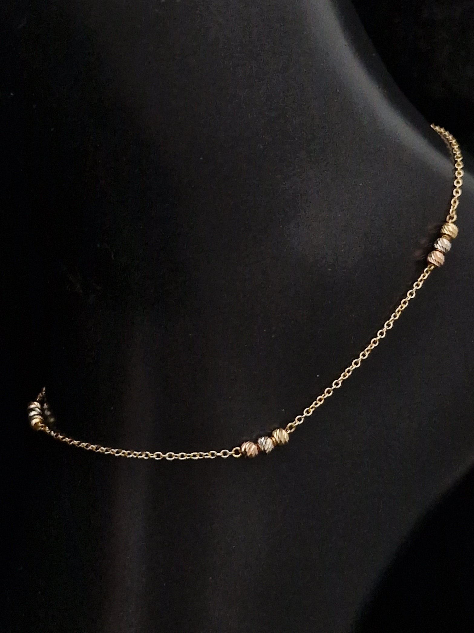 Anklet Beads in Gold 18k Three Tone color