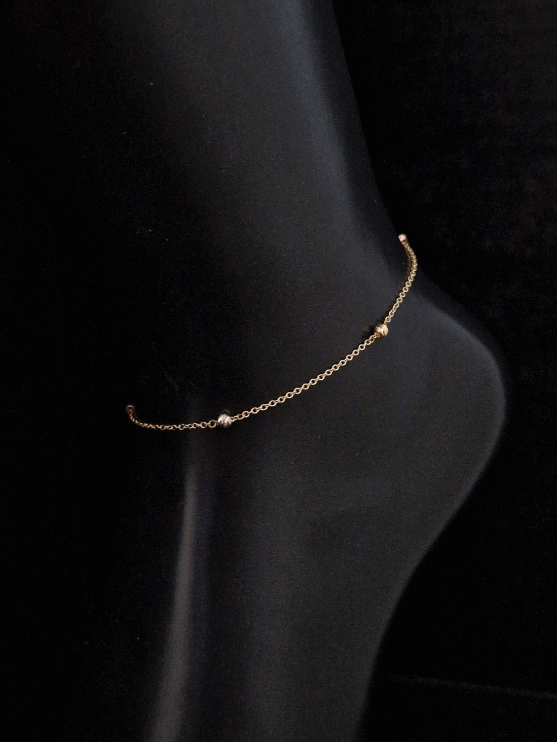 Anklet Beads in Gold 18k Three Tone color