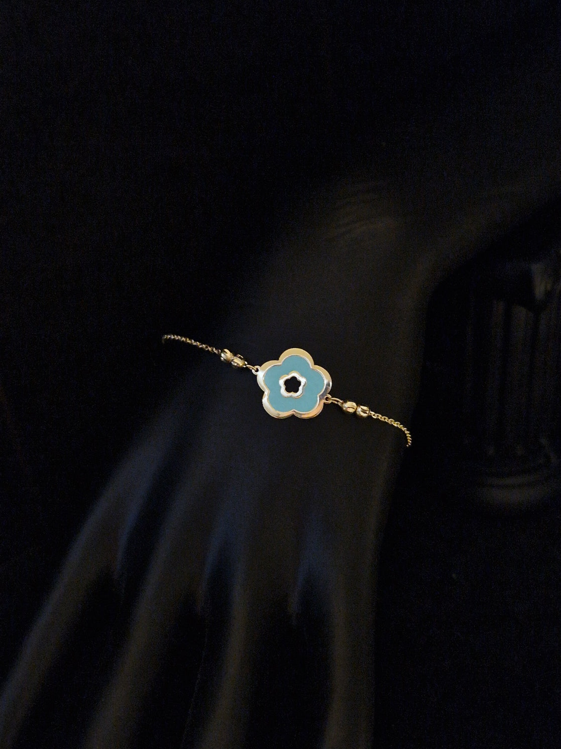 Blue Flower Bracelet in Gold 18k