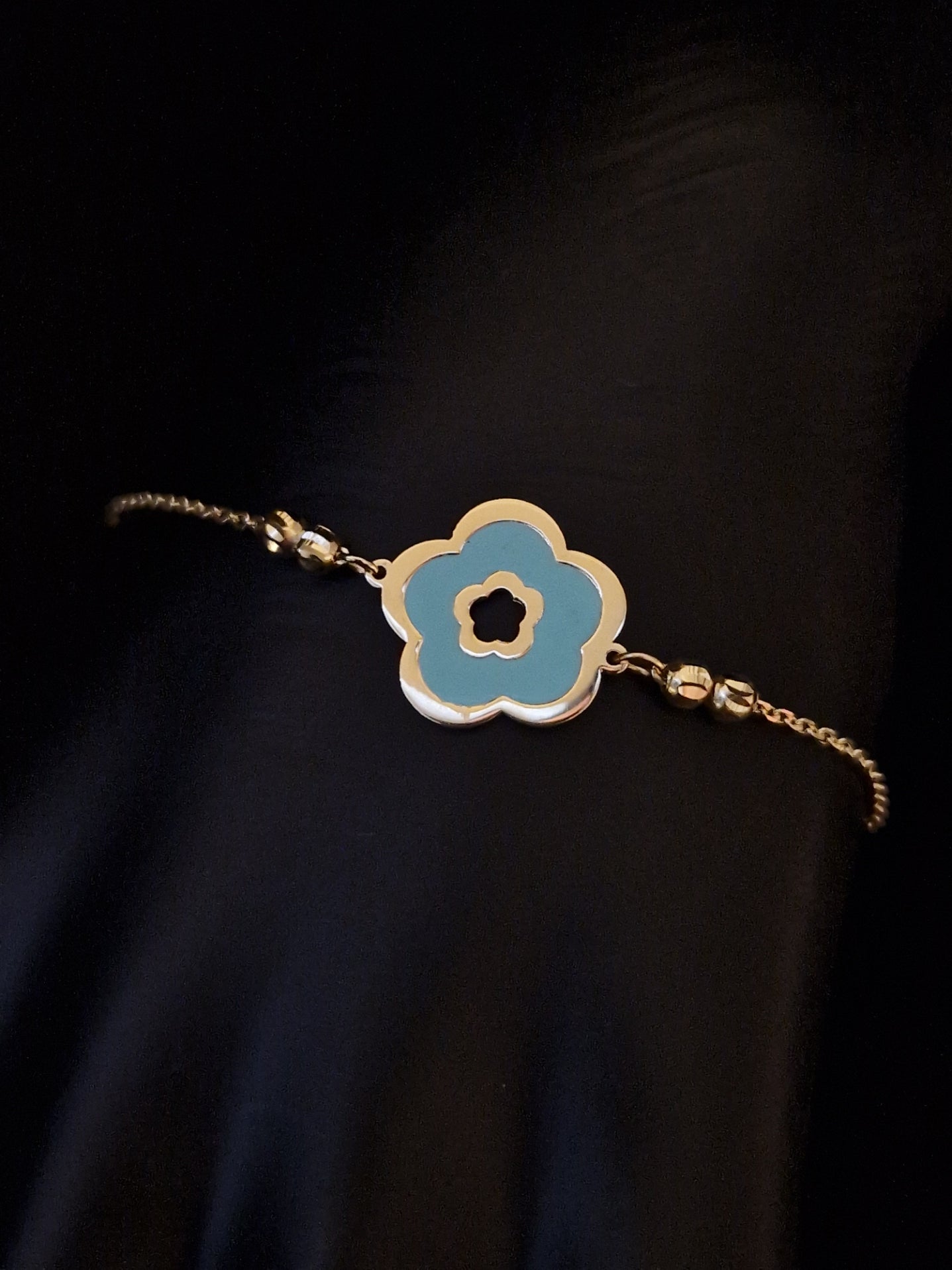 Blue Flower Bracelet in Gold 18k