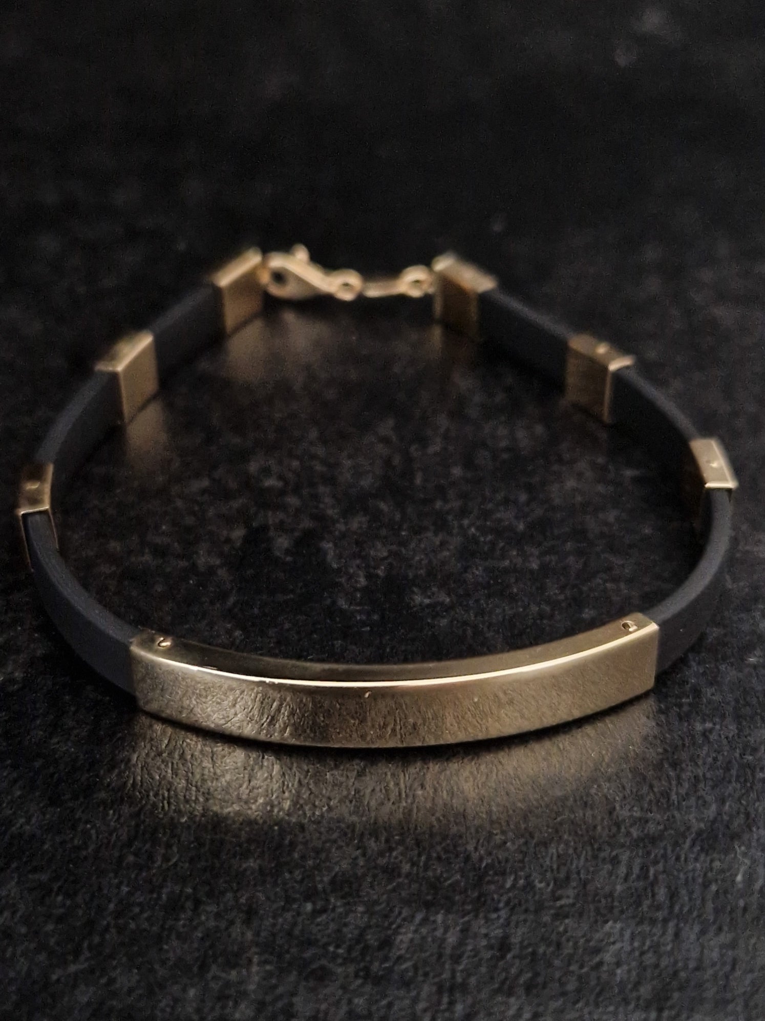 Men's Bracelet 18k Gold and rubber