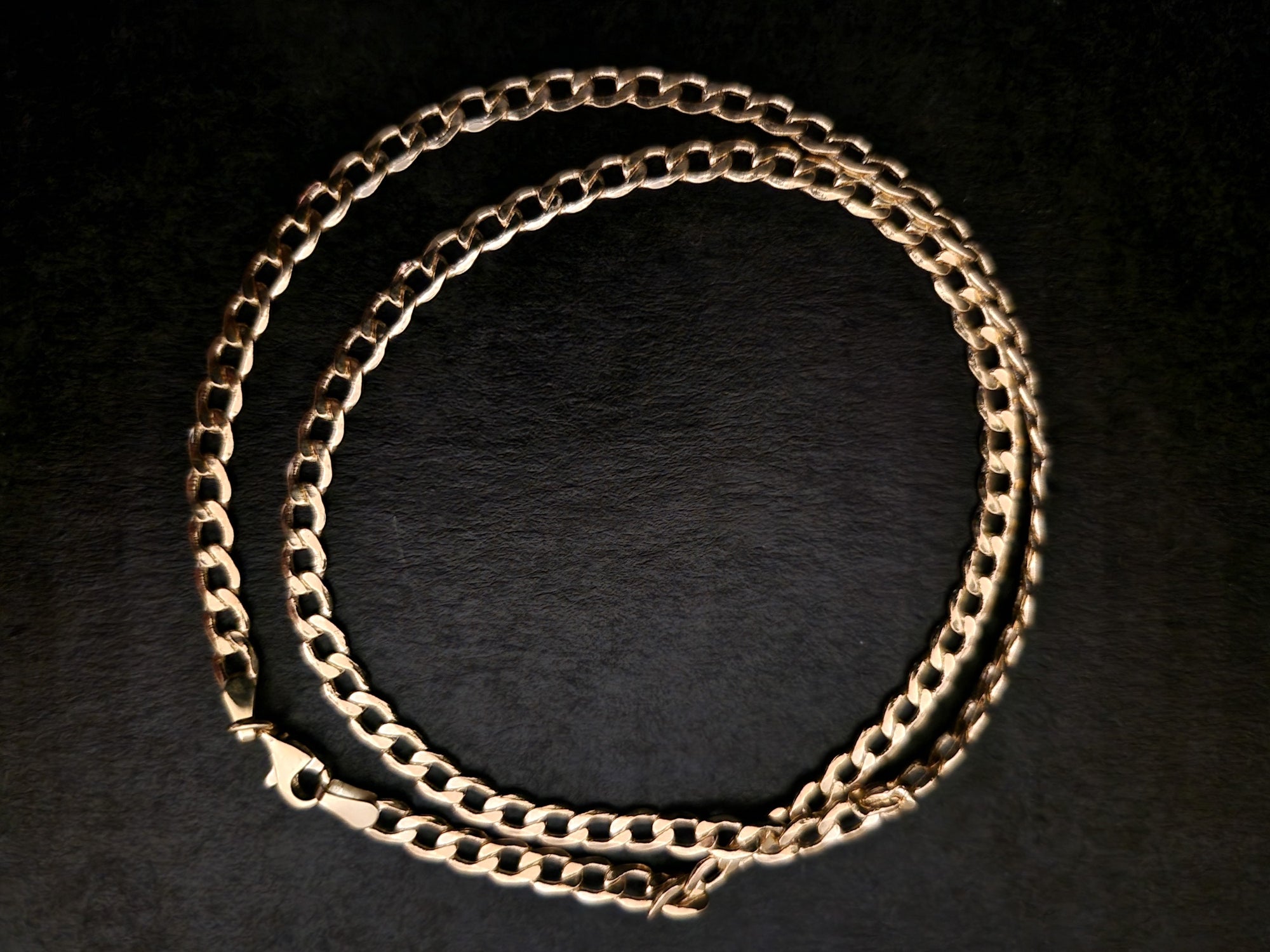 Curb Chain in Gold 18k