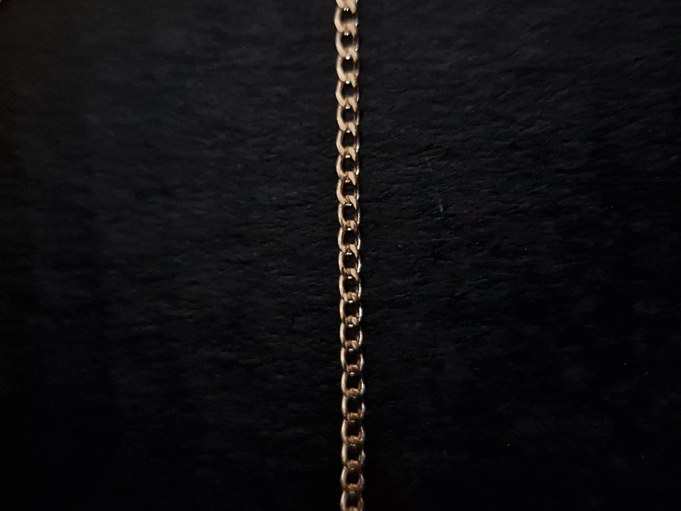 Curb Chain in Gold 18k