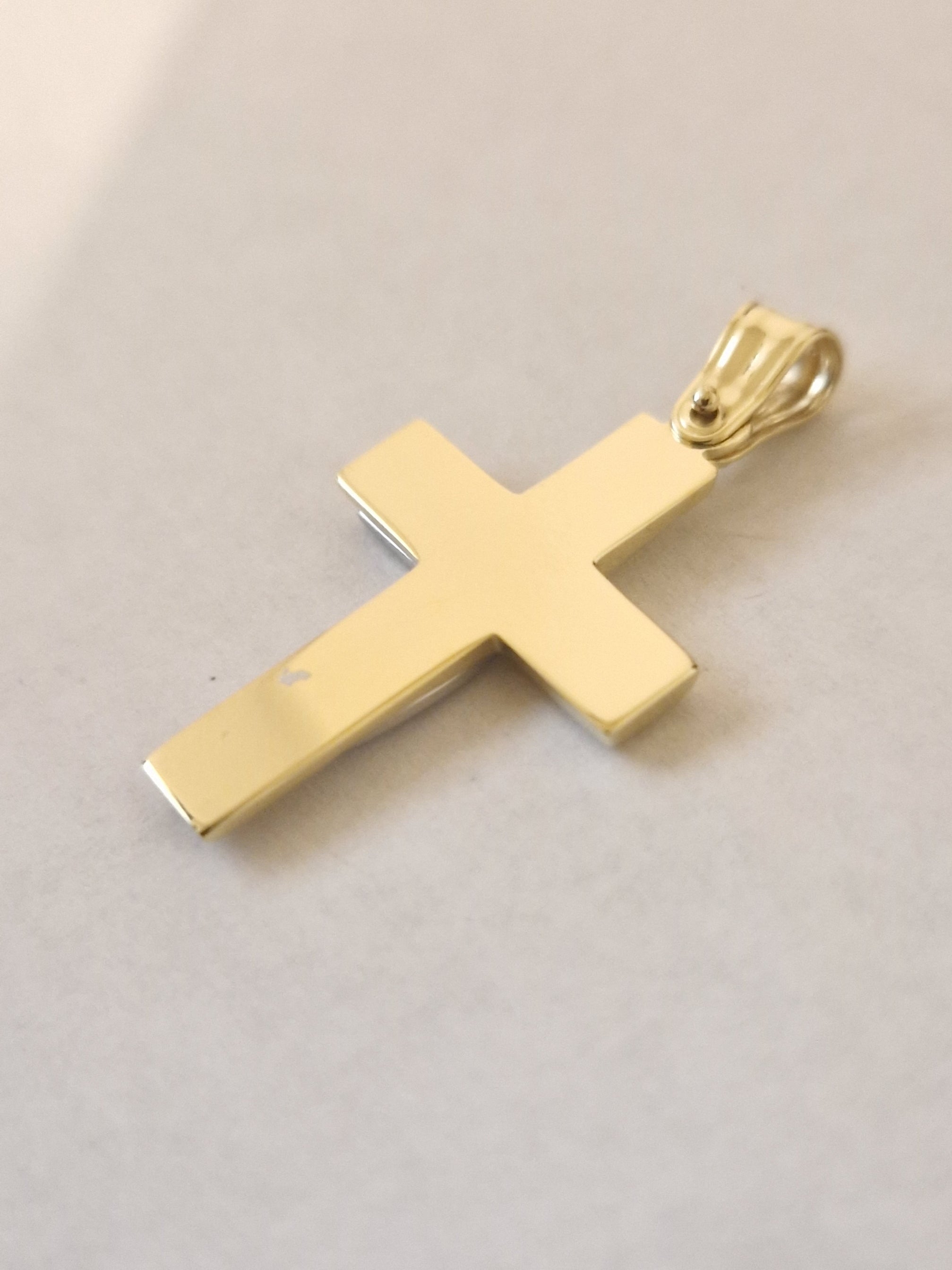 Pendant Cross with White Cubic Zirconia in Gold 18k