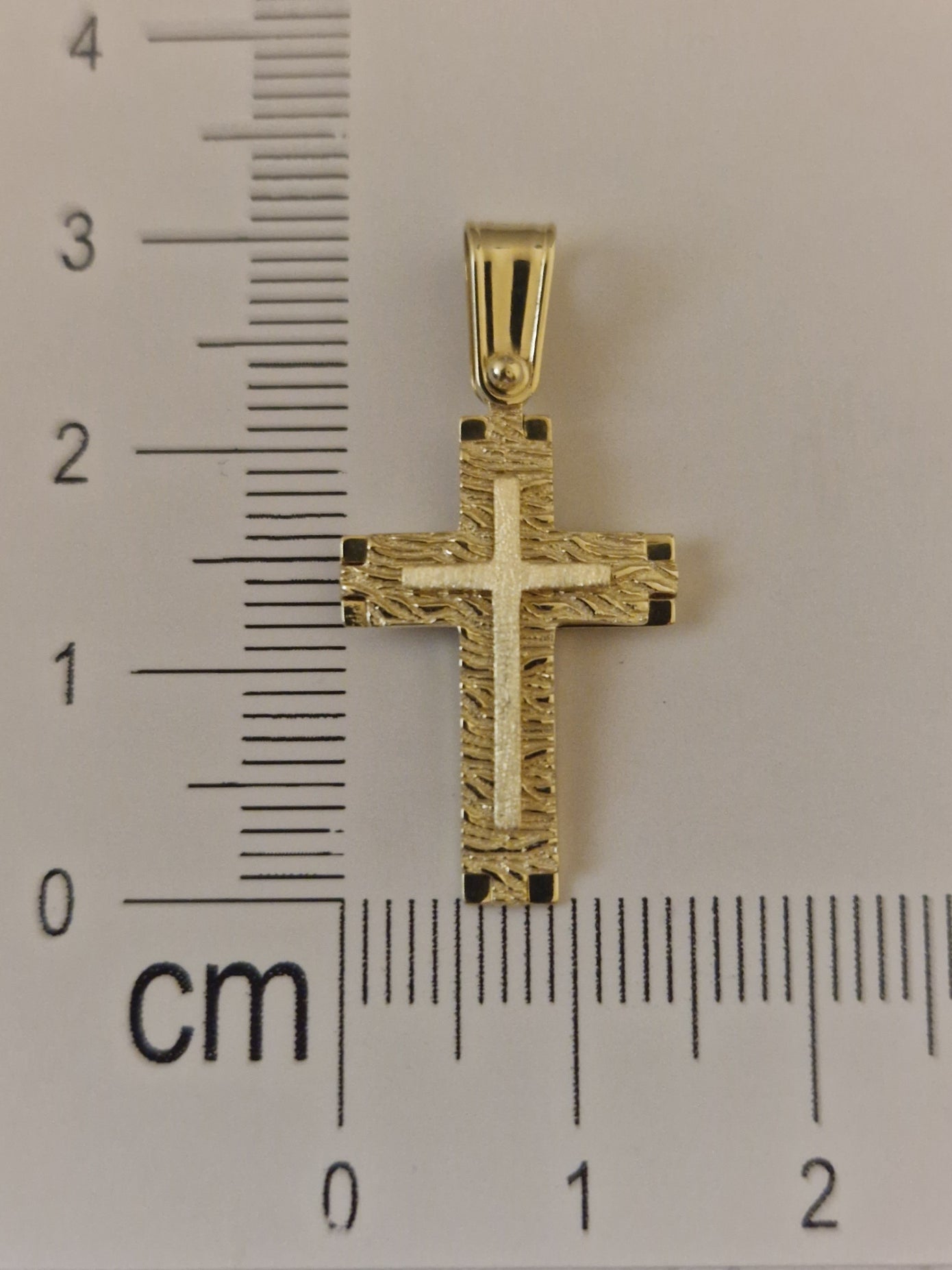 Pendant Cross in Gold 18k