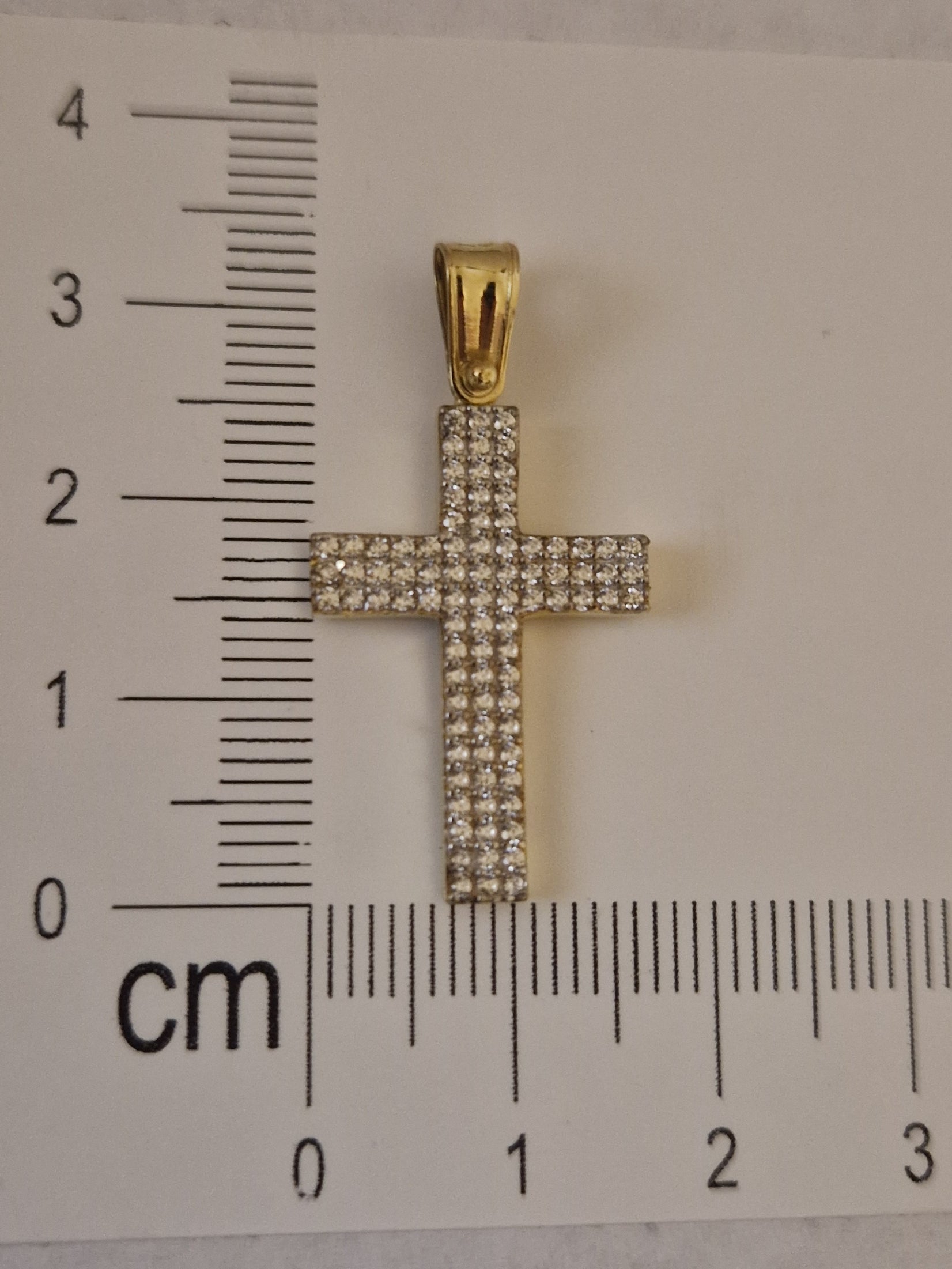 Pendant Cross with White Cubic Zirconia in Gold 18k