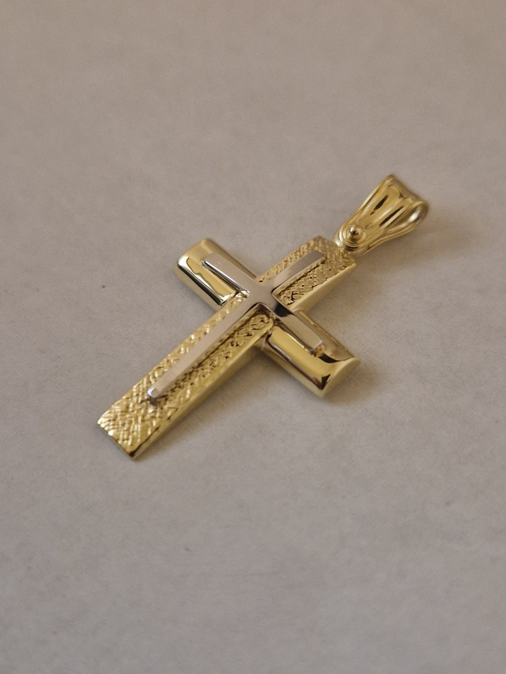 Pendant Cross in Gold 18k