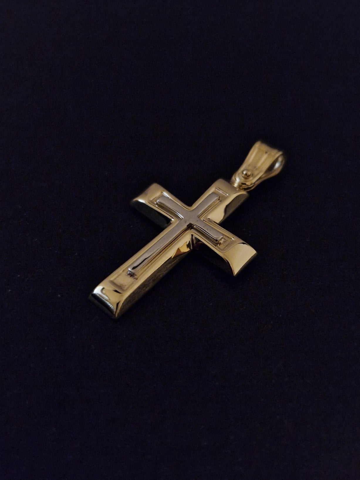 Pendant Cross in Gold 18k