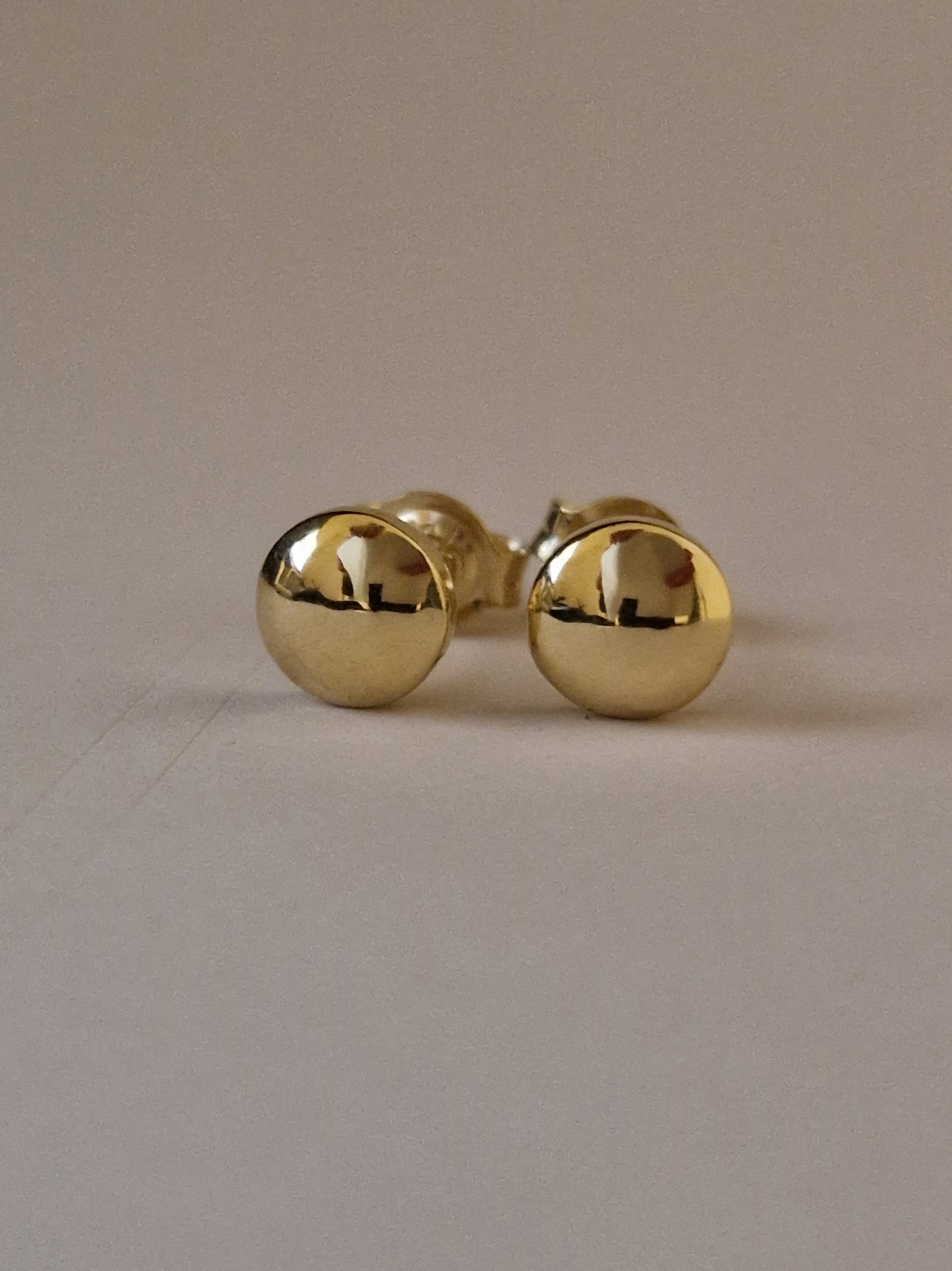 Earrings half ball Round Guld 18k