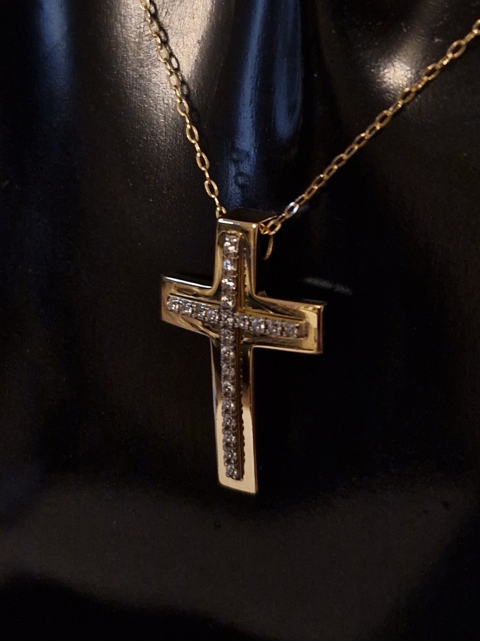 Necklace Pendant Cross with White Cubic Zirconia in Gold 18k