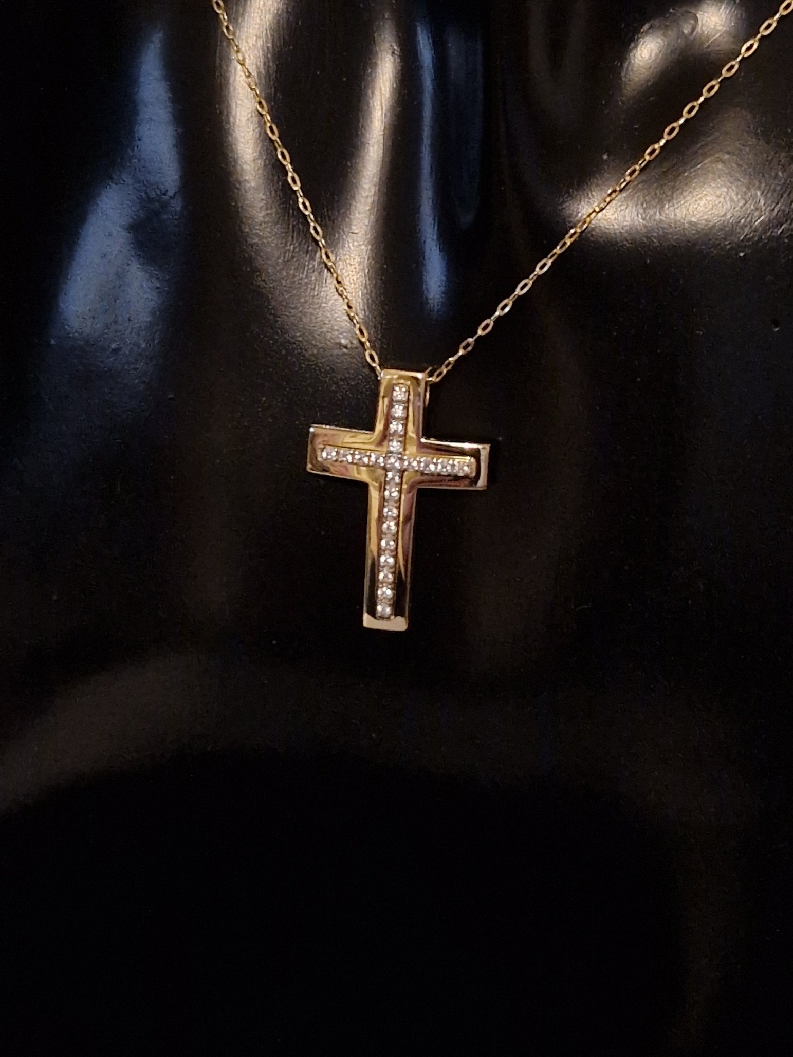 Necklace Pendant Cross with White Cubic Zirconia in Gold 18k