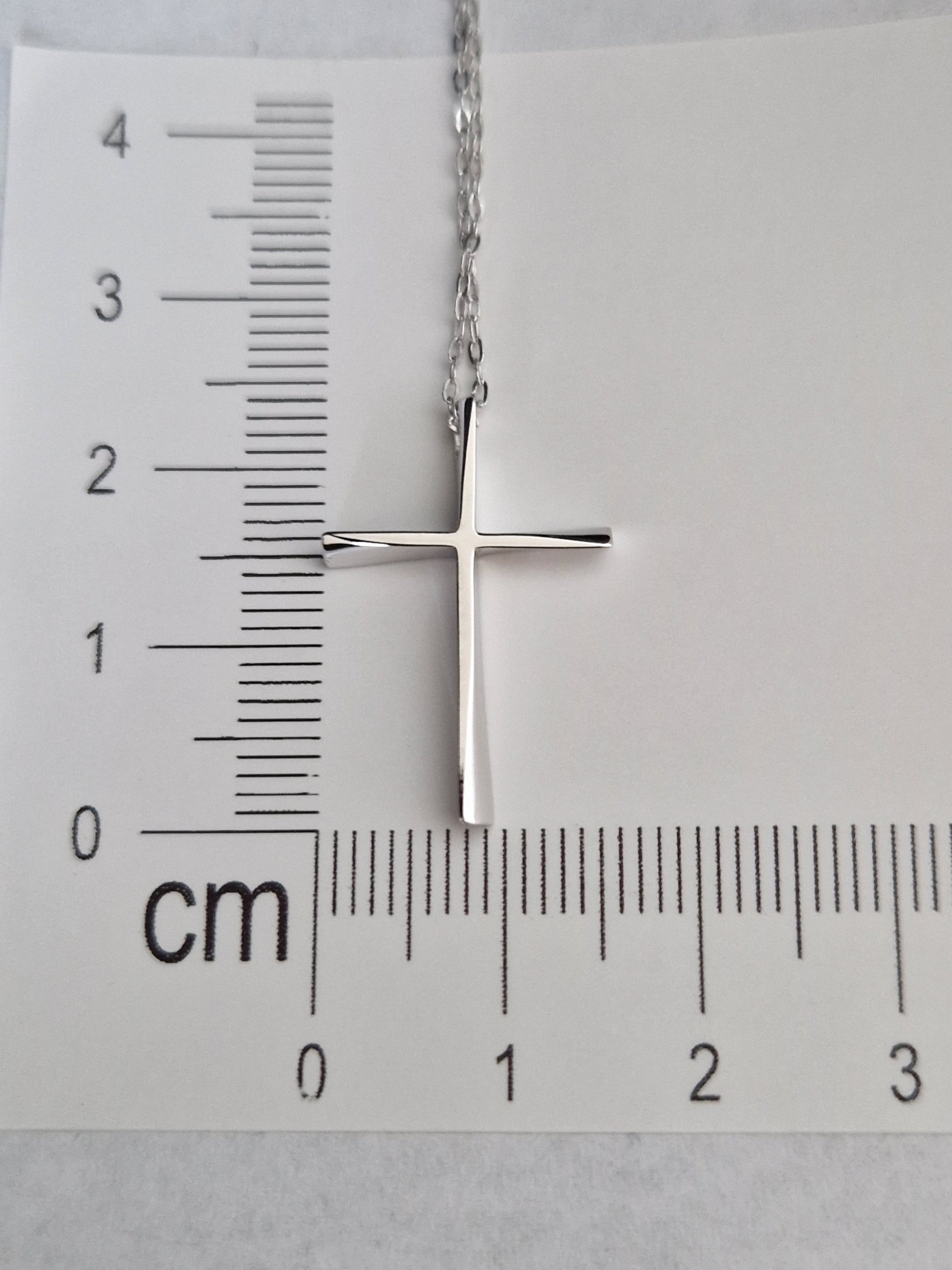 Necklace Pendant Twisted Cross in White Gold 18k