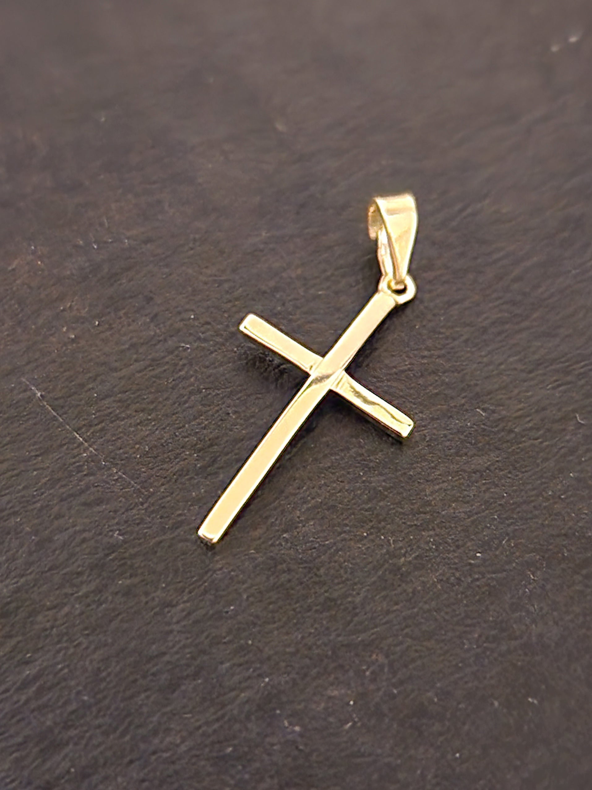 Pendant Solid Cross in Gold 18k