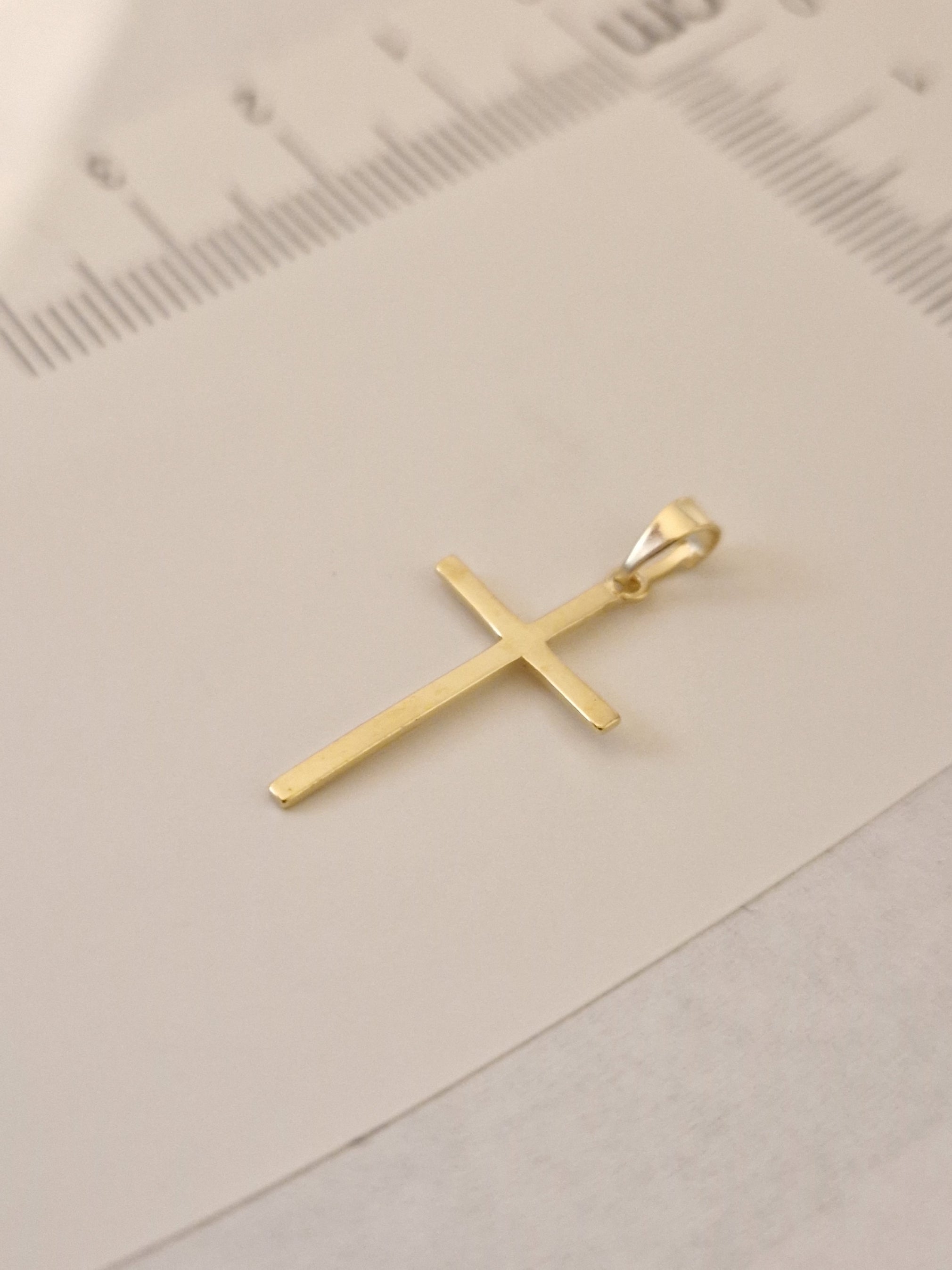 Pendant Solid Cross in Gold 18k