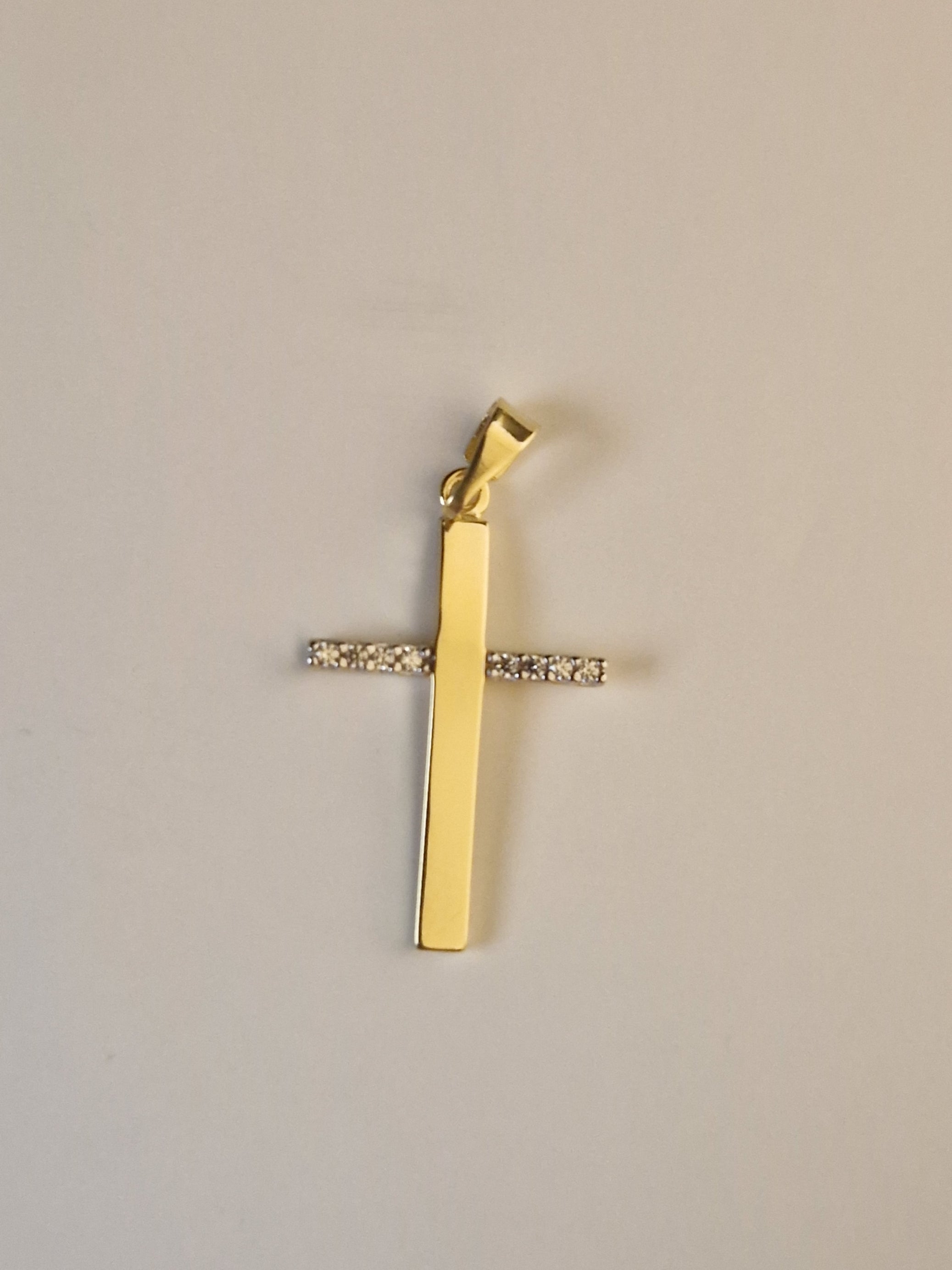 Pendant Cross with White Cubic Zirconia in Gold 18k