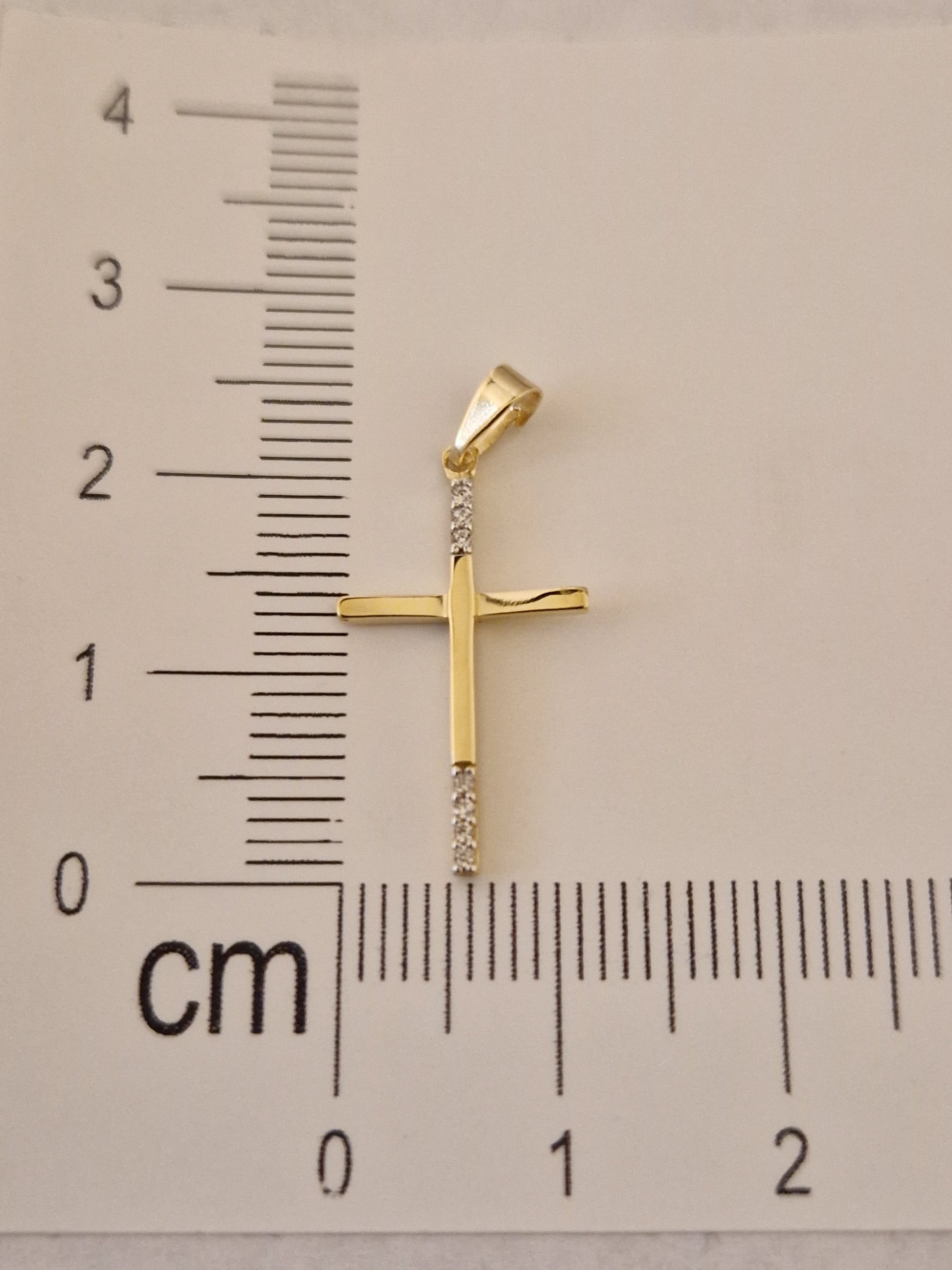 Pendant Cross with White Cubic Zirconia in Gold 18k