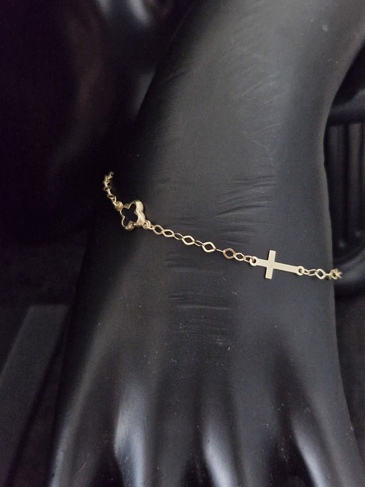 Bracelet Black Four Clover Leaf and Cross in Gold 18k