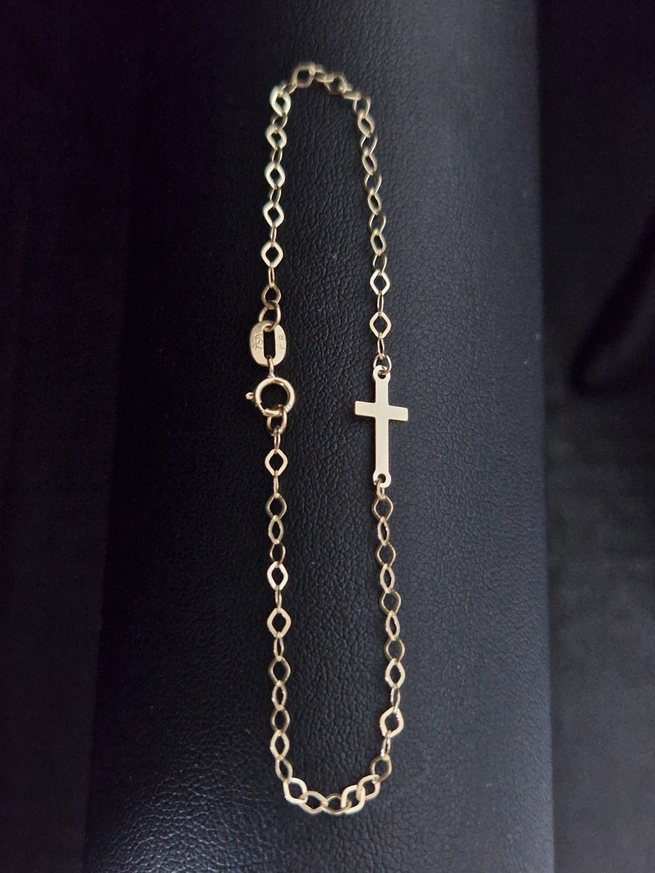 Bracelet Cross in Gold 18k