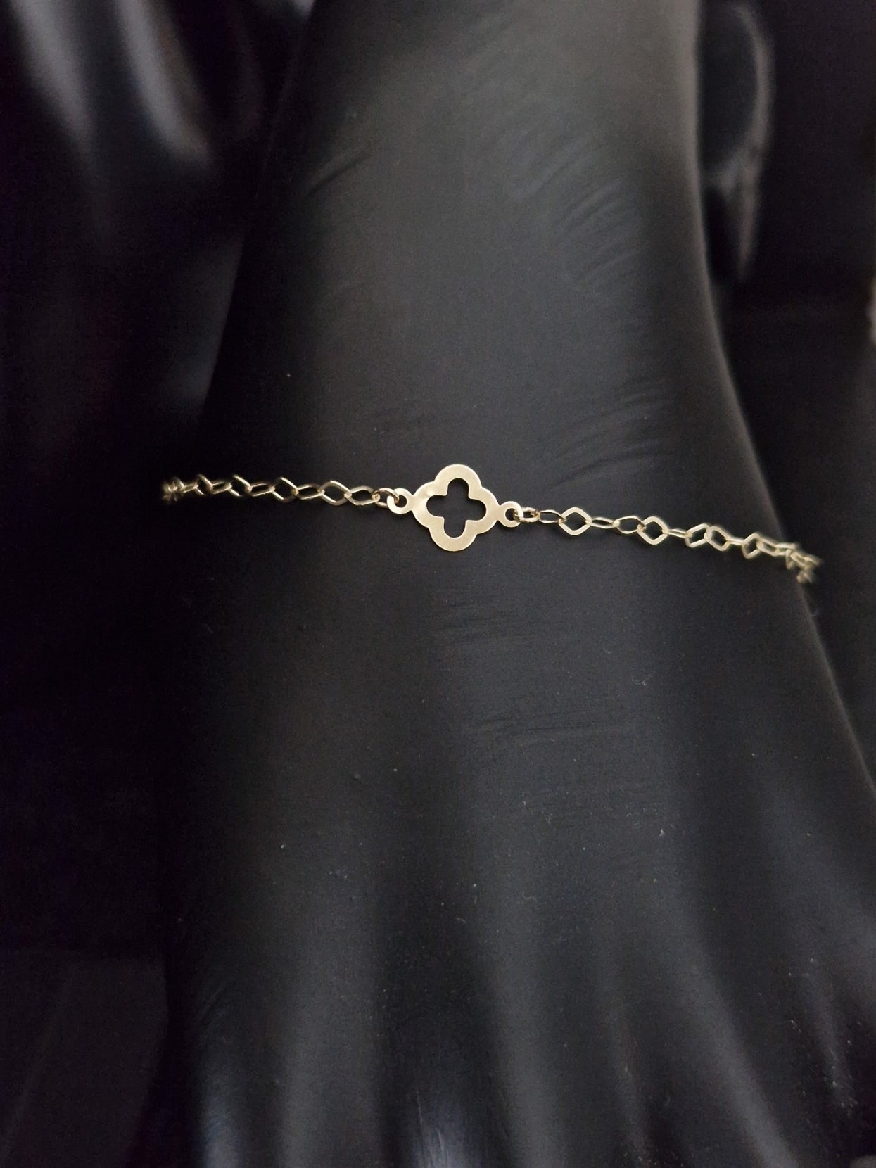 Bracelet Cross in Gold 18k