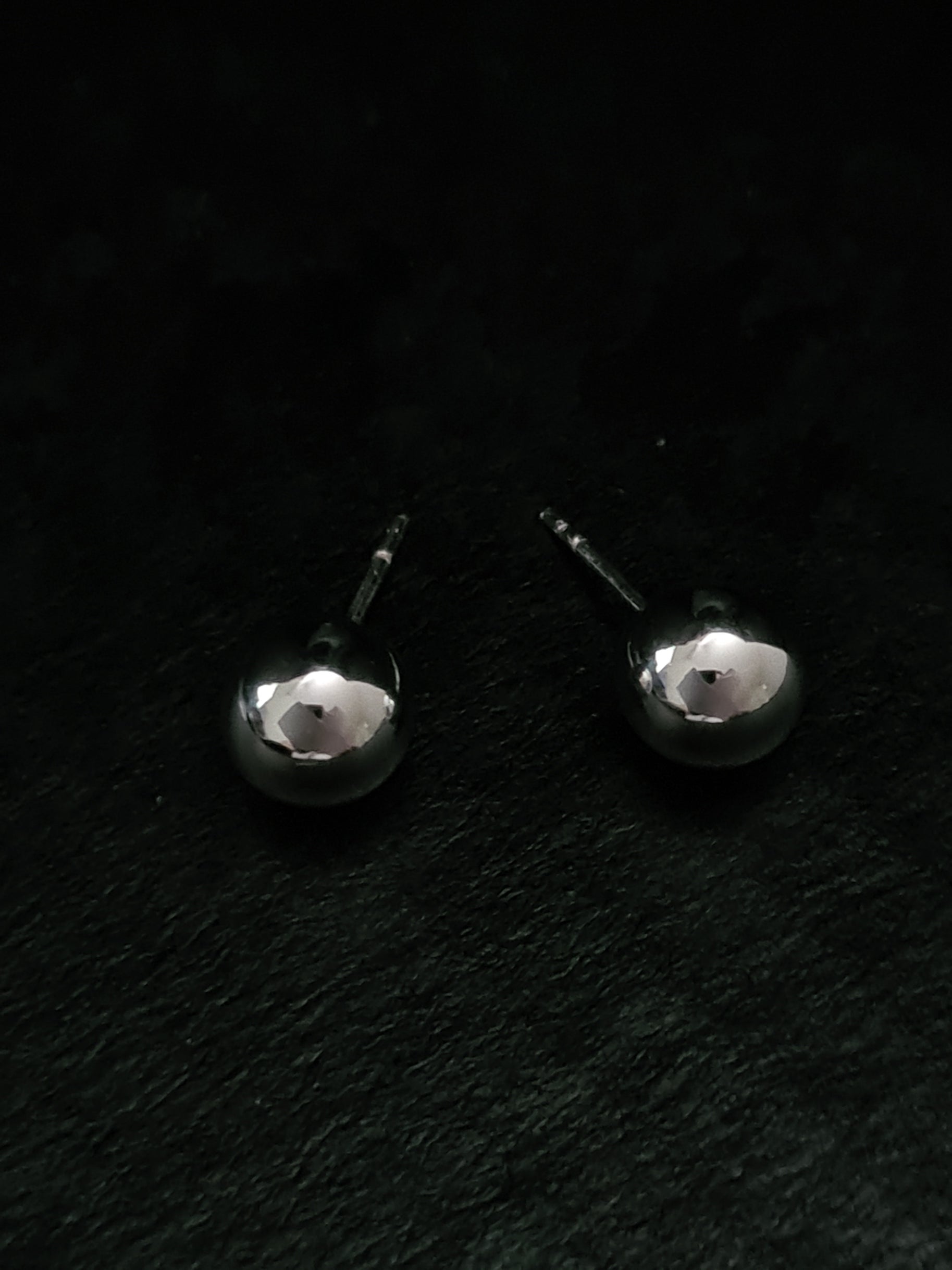 9mm Ball Stud Earrings