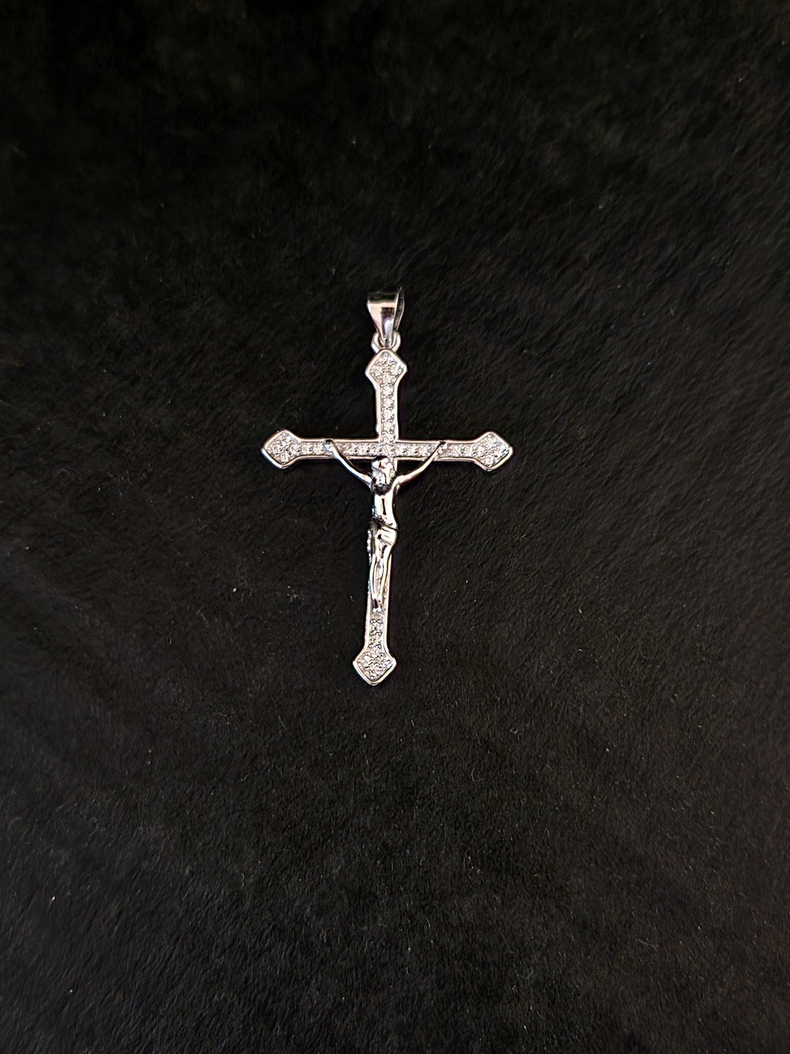 Pendant Cross with White Cubic Zirconia in SILVER 925 Galvanic Rhodium