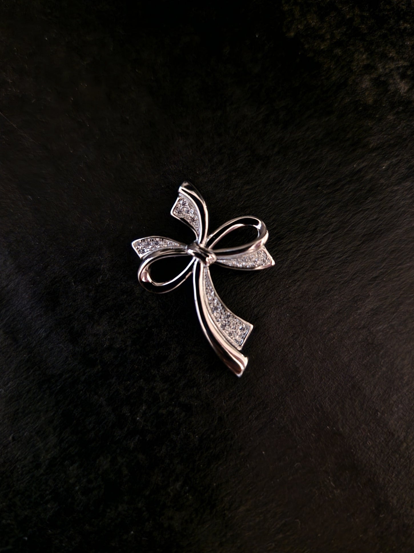 Bow Cross Pendant with White Zircons in 925 SILVER Rhodium Galvanic