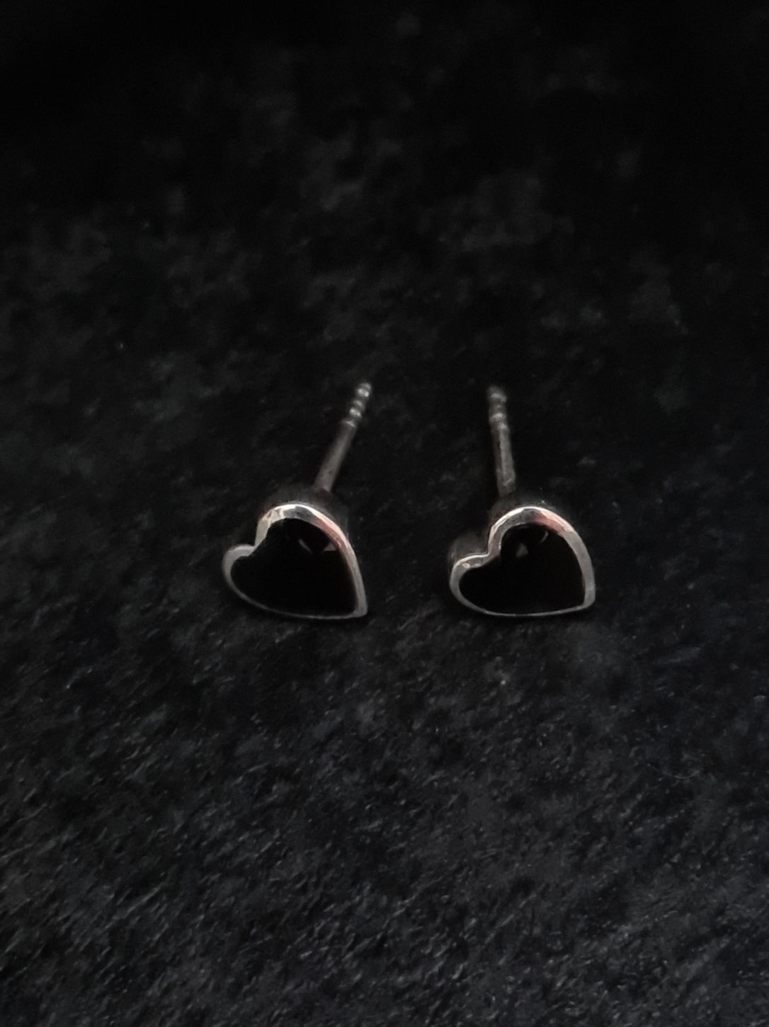 Black Onyx Heart Stud Silver Earrings