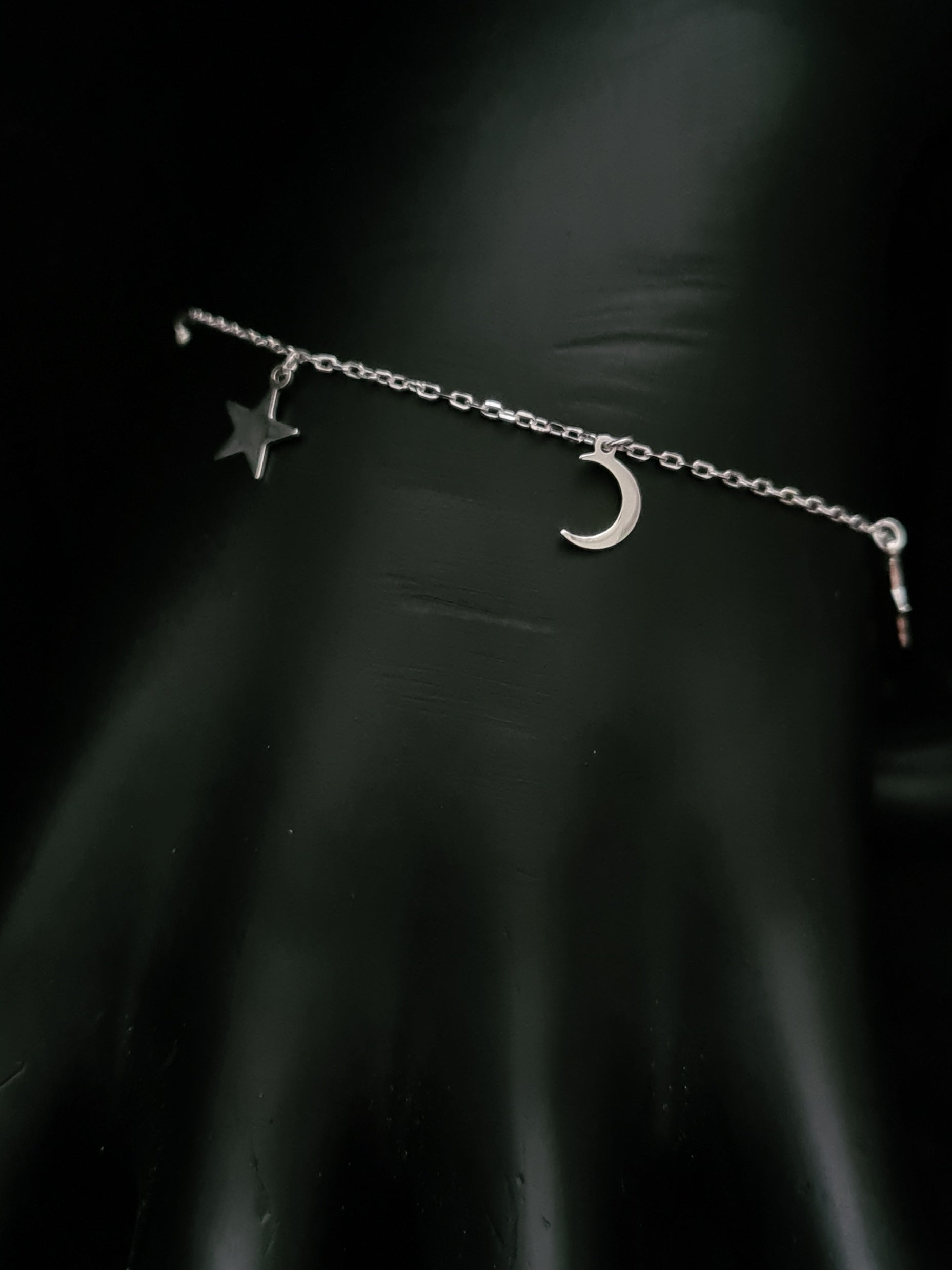 925 Sterling Silver With Platinum Plated Simplistic Star Ank Moon