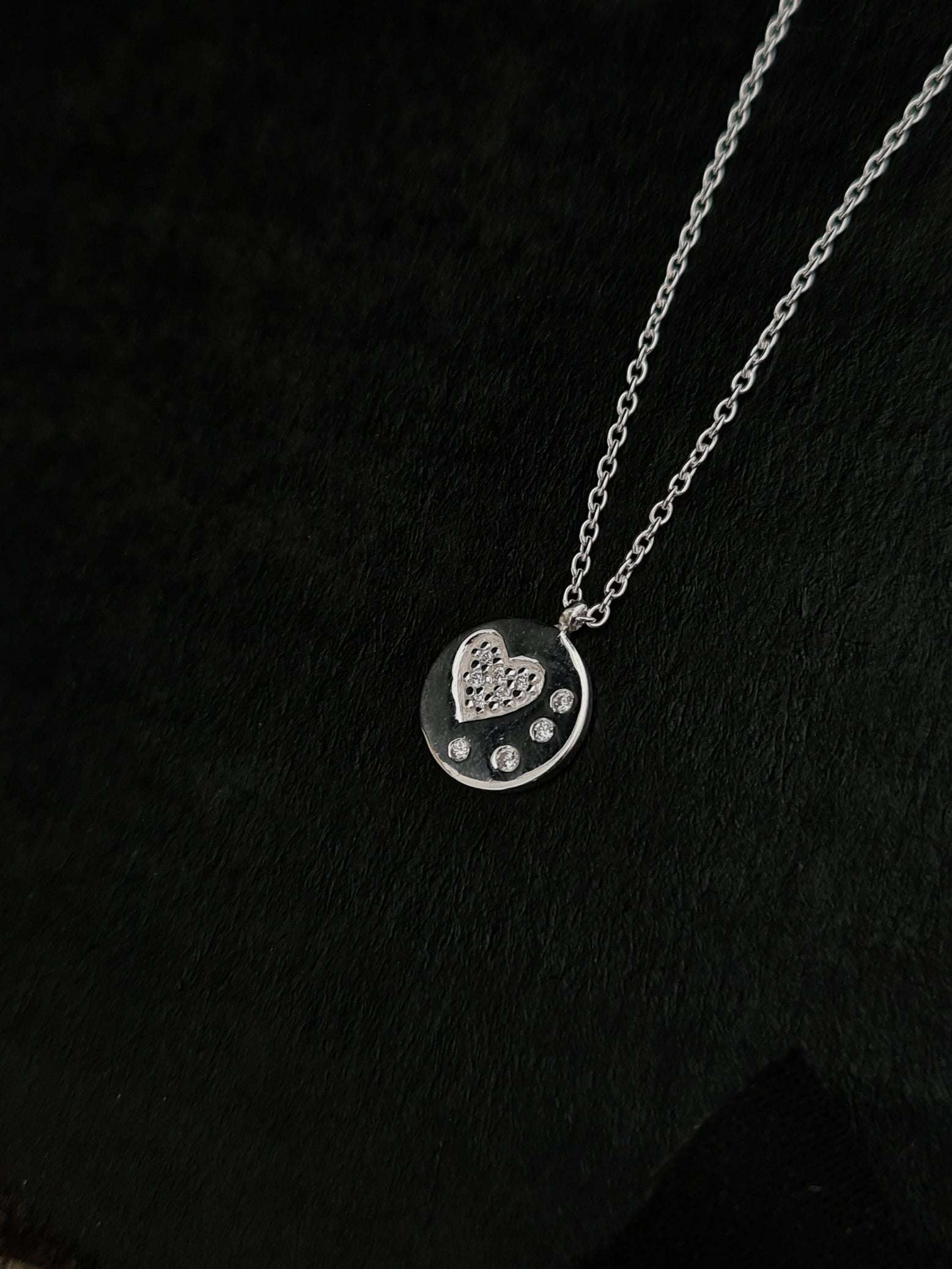 925 CZ HEART BLINK SILVER NECKLACE