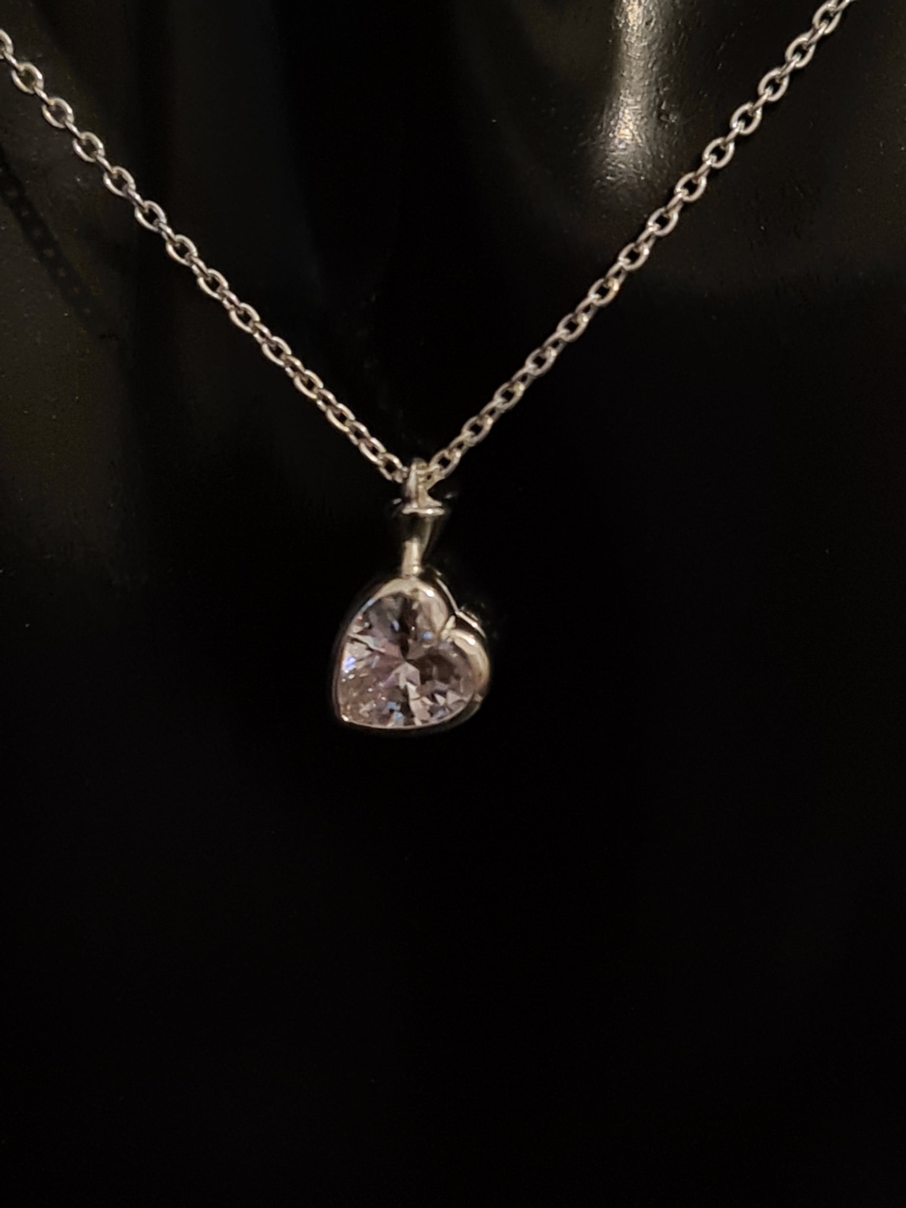  Heart Shaped Cz Silver Necklace