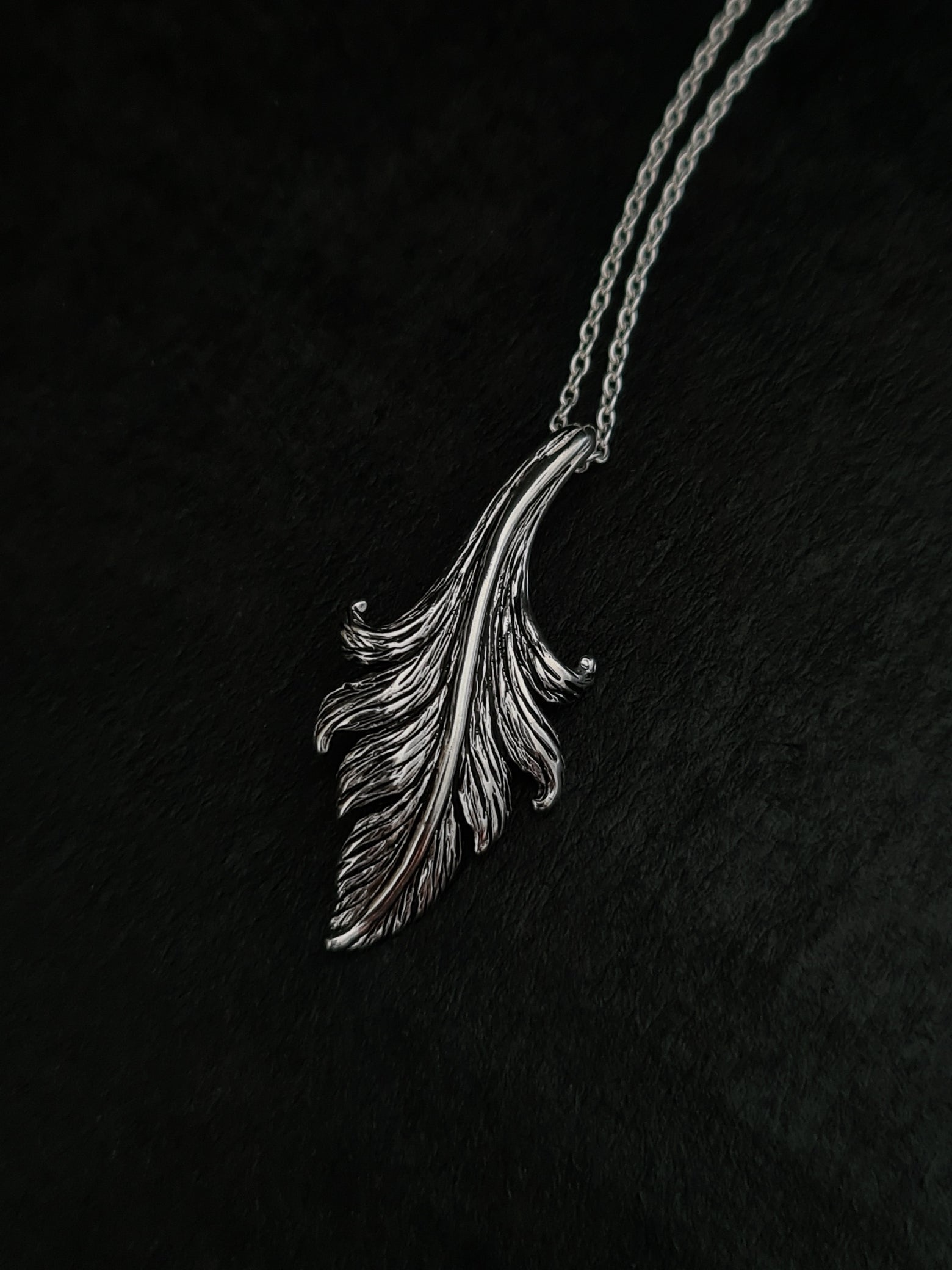 925 FEATHER SILVER NECKLACE