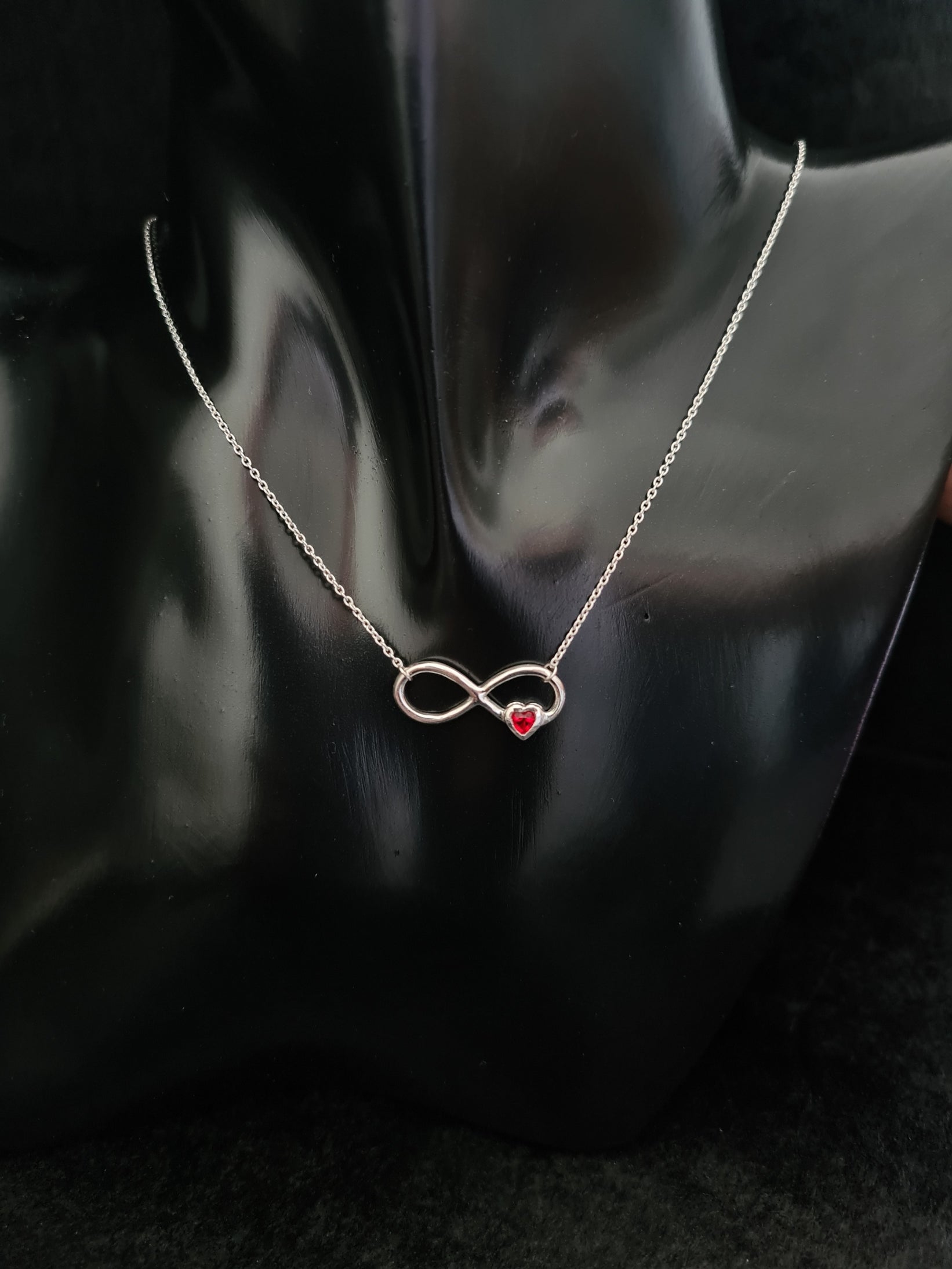 925 INFINITY WITH HEART SHAPED NECKLACE